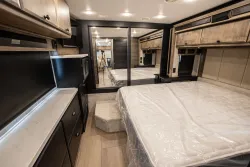 2026 Tiffin Allegro Breeze 33BR | Thumbnail Photo 20 of 21