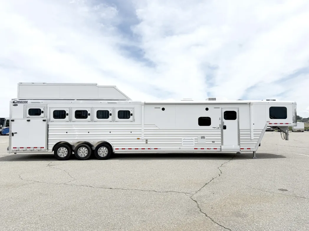 2027 Cimarron Norstar 5HLQ 