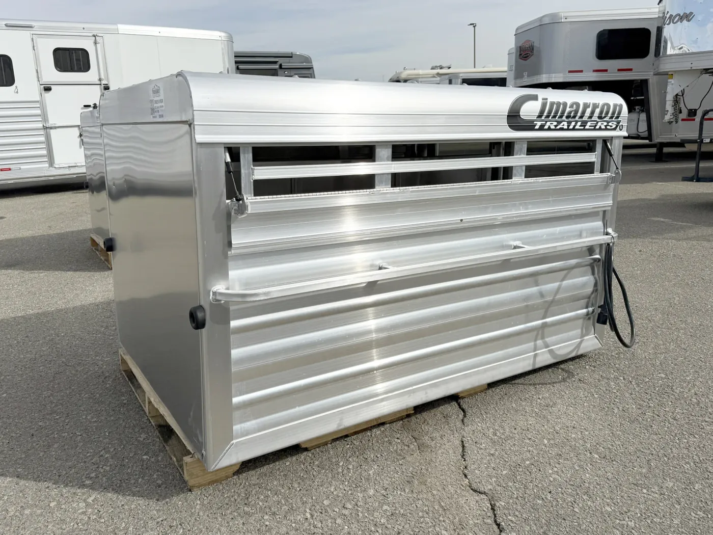 2025 Cimarron Stock Box | Photo 2 of 8