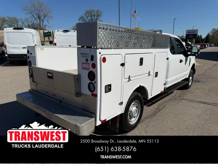 2020 Ford Super Duty F-350 XL | Photo 12 of 22