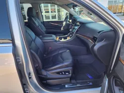 2019 Cadillac Escalade Luxury | Thumbnail Photo 22 of 33