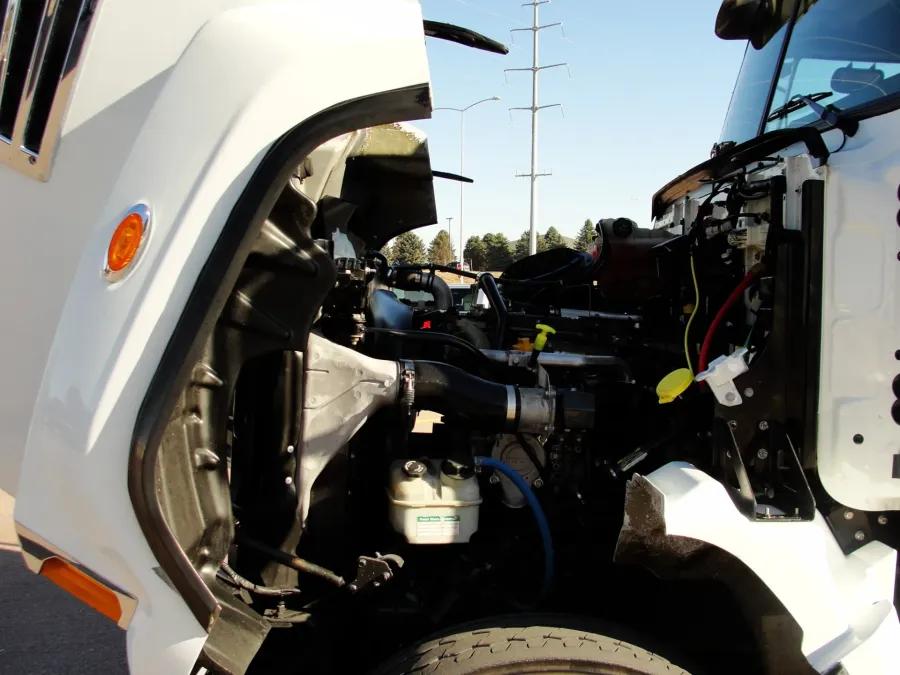 2018 Western Star 4700 | Photo 9 of 20