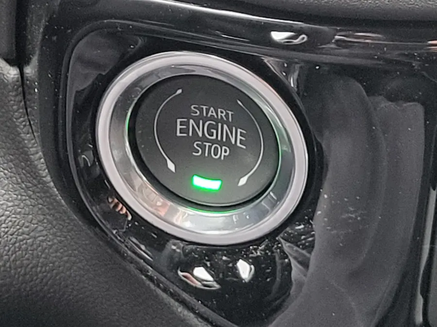 2026 GMC Sierra 2500HD SLT | Photo 18 of 25