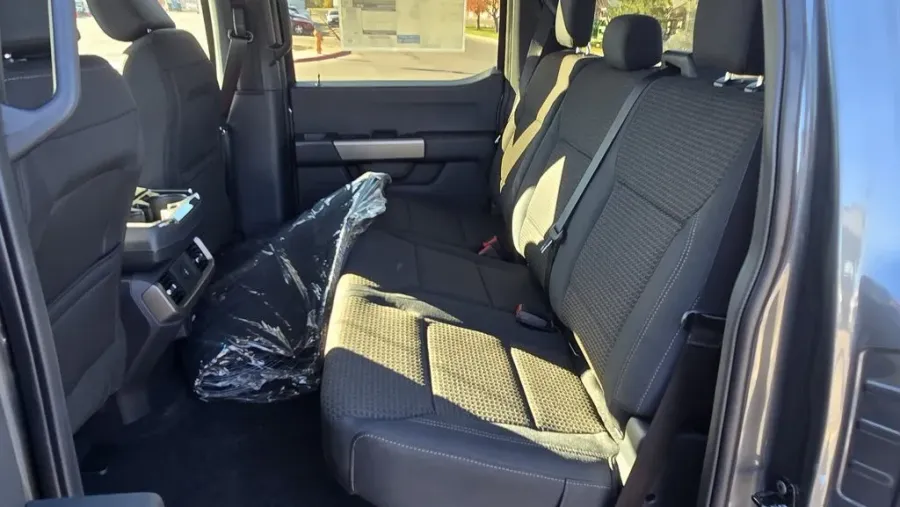 2025 Ford F-150 | Photo 23 of 25