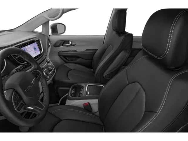 2024 Chrysler Pacifica | Photo 9 of 24