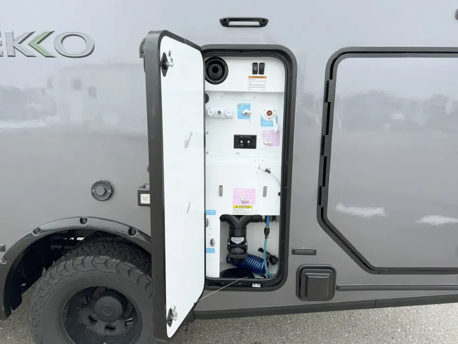 2026 Winnebago EKKO 23B | Photo 22 of 23