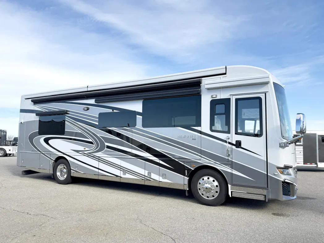 2022 Newmar New Aire 3543 