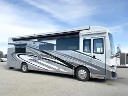 2022 Newmar New Aire 3543 | Thumbnail Photo 1 of 4