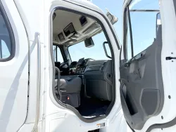 2026 Freightliner M2 112 SUMMIT HAULER | Thumbnail Photo 22 of 25