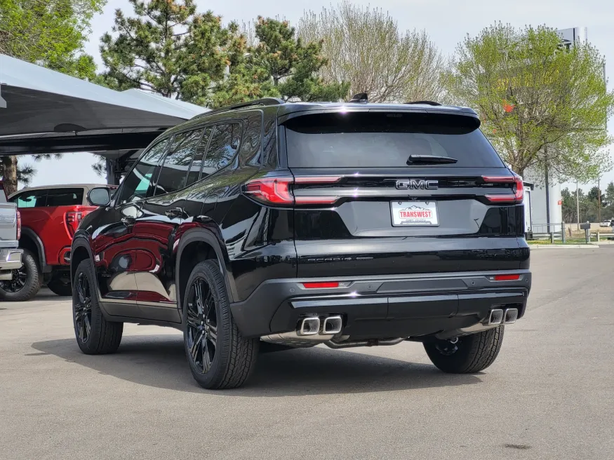 2026 GMC Acadia AWD Elevation | Photo 4 of 26
