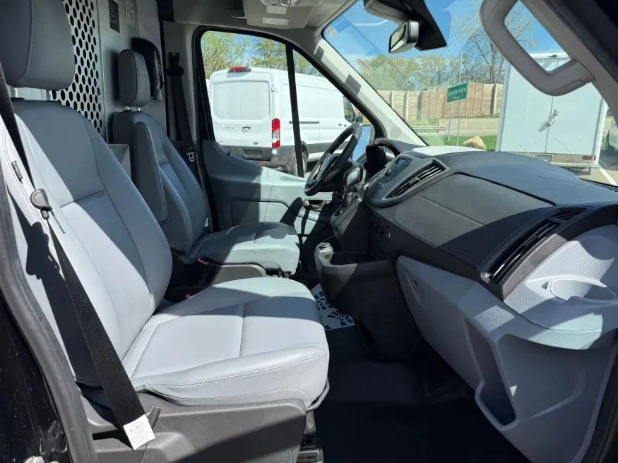 2019 Ford Transit-250 Base | Photo 6 of 19