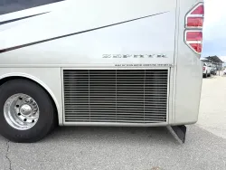 2013 Tiffin Zephyr | Thumbnail Photo 30 of 32