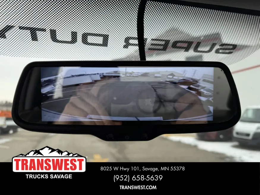 2024 Ford F650 | Photo 15 of 21