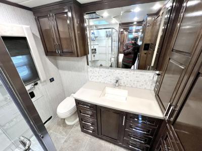 2024 Newmar Supreme Aire 4509 | Thumbnail Photo 21 of 37