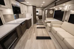 2026 Newmar Northern Star 3709 | Thumbnail Photo 3 of 27