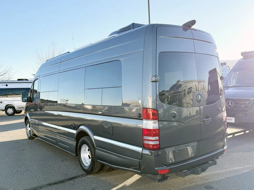 2018 Roadtrek CS E-Trek | Photo 12 of 13