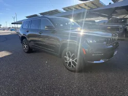 2023 Jeep Grand Cherokee L Limited | Thumbnail Photo 6 of 23