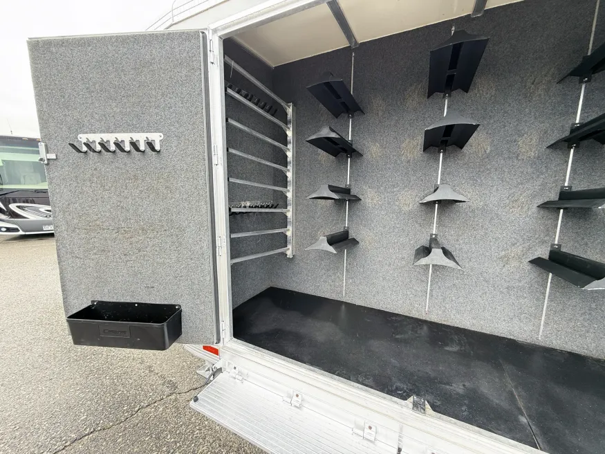 2016 Cimarron Norstar 10HGN | Photo 11 of 16