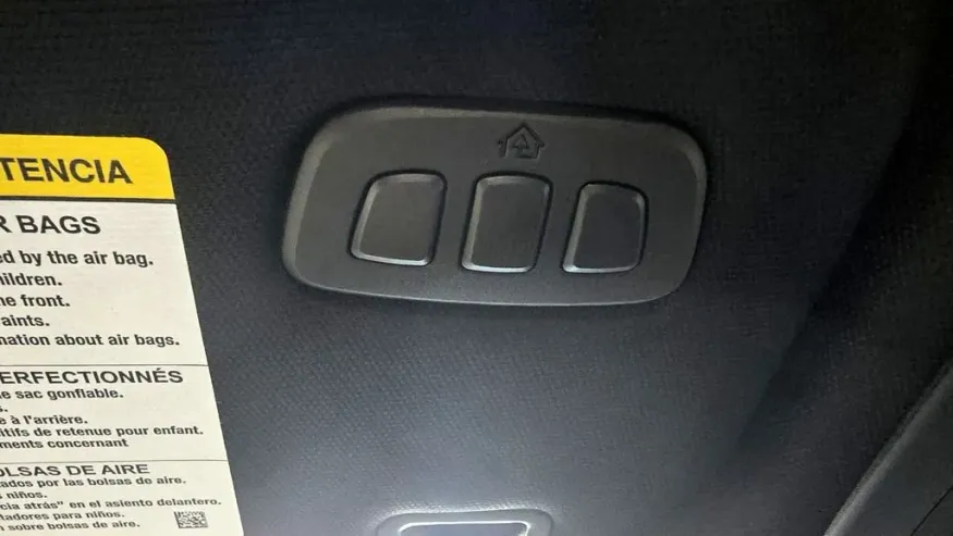 2026 Ford Explorer | Photo 29 of 36