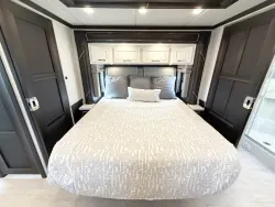 2026 Newmar Supreme Aire 4505 | Thumbnail Photo 17 of 30