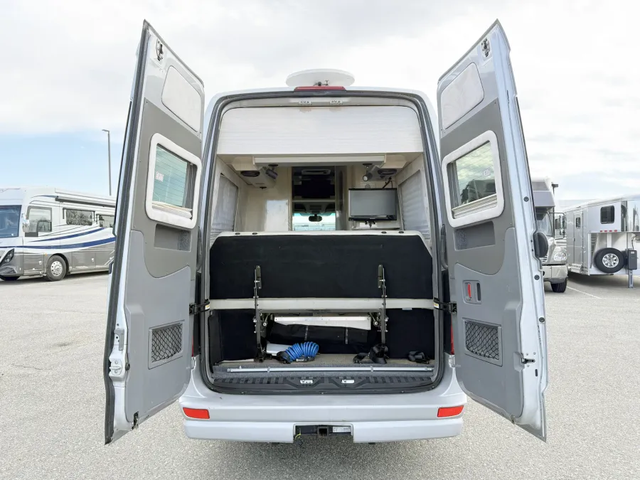 2013 Airstream Interstate EXT Lounge | Photo 17 of 20