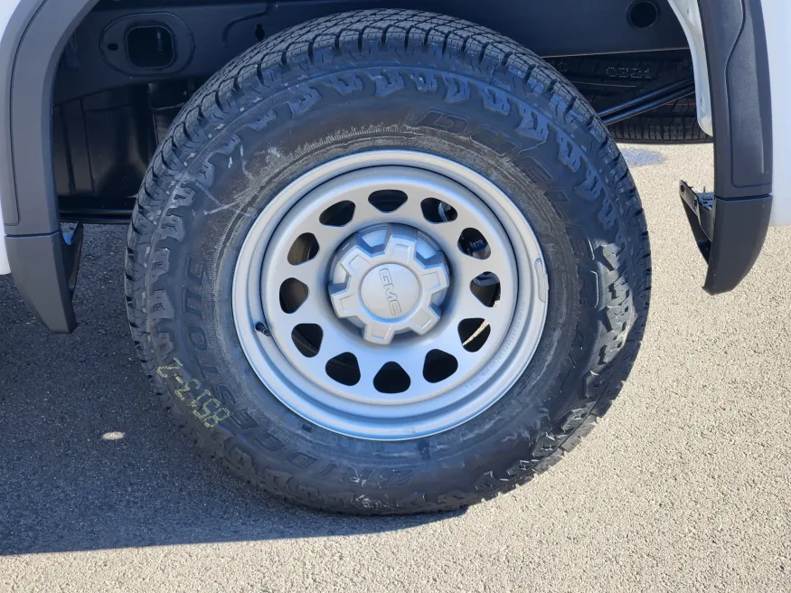 2026 GMC Sierra 1500 Pro | Photo 6 of 21