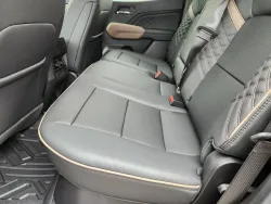 2026 GMC Canyon 4WD Denali | Thumbnail Photo 10 of 28