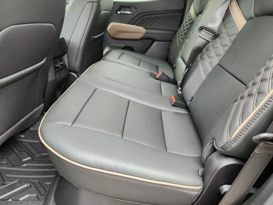 2026 GMC Canyon 4WD Denali | Photo 10 of 28