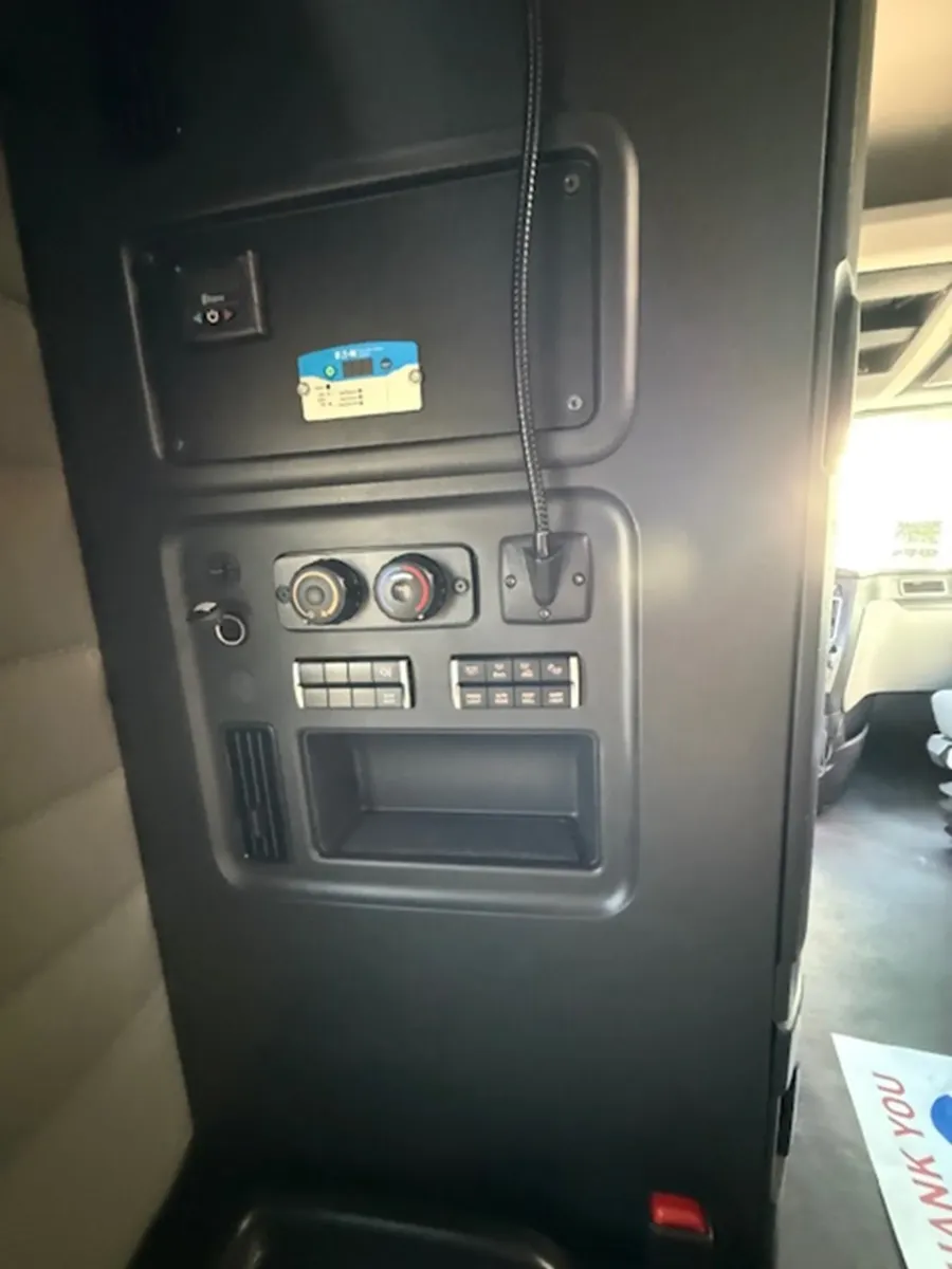 2023 Freightliner Cascadia | Photo 16 of 16