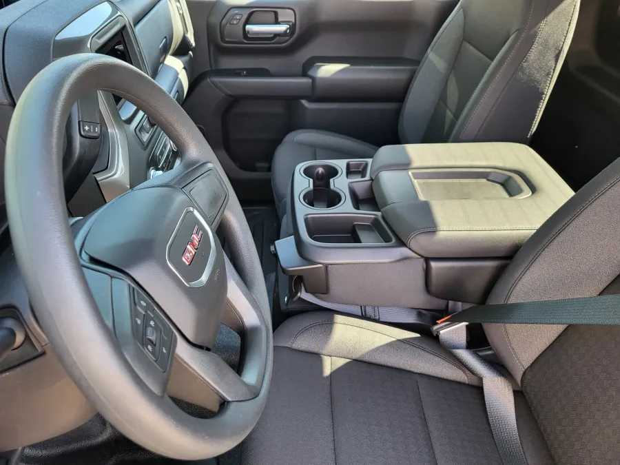 2026 GMC Sierra 1500 Pro | Photo 11 of 22