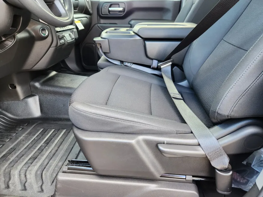 2026 GMC Sierra 2500HD Pro | Photo 9 of 30