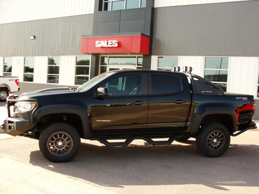 2020 Chevrolet Colorado | Photo 1 of 12
