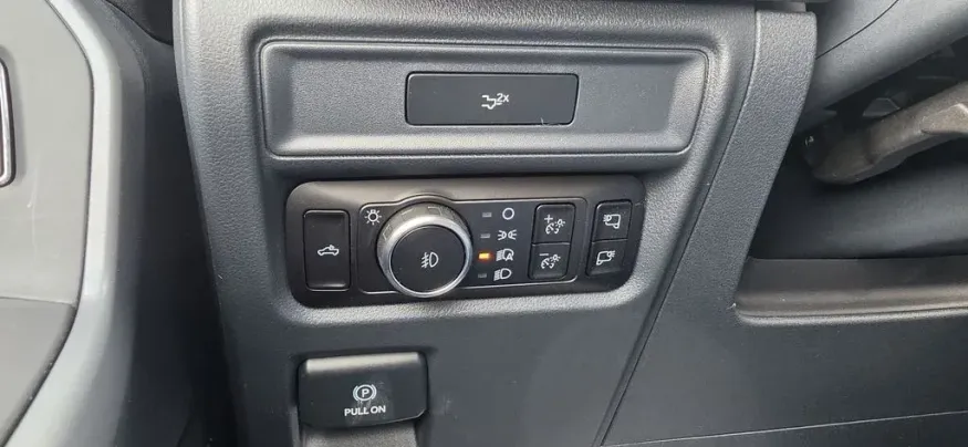 2026 Ford F-150 | Photo 13 of 28