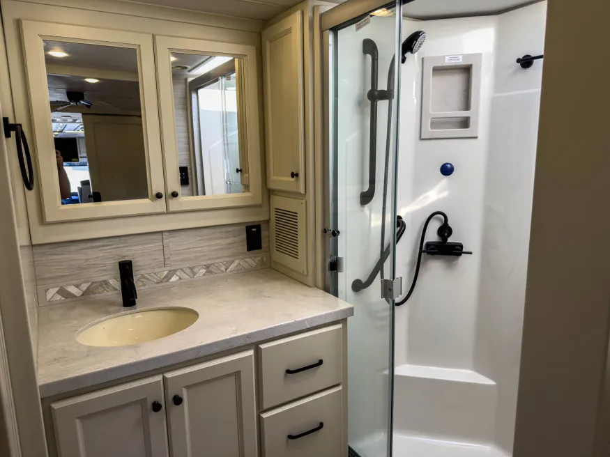 2026 Tiffin Allegro Red 37BA | Photo 28 of 28