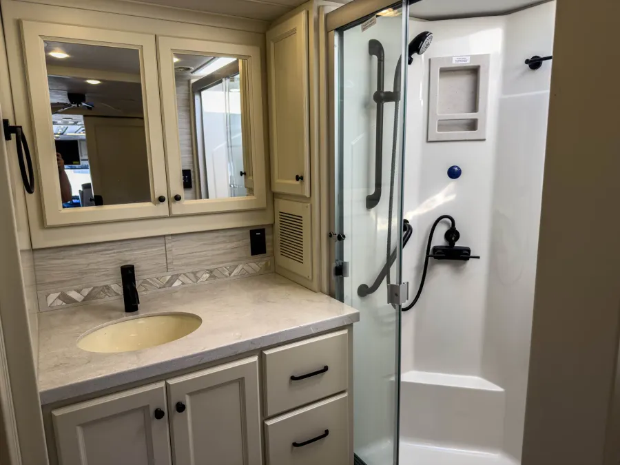 2026 Tiffin Allegro Red 37BA | Photo 28 of 28