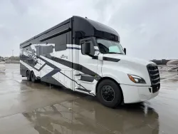 2026 Newmar Supreme Aire 4505 | Thumbnail Photo 7 of 27