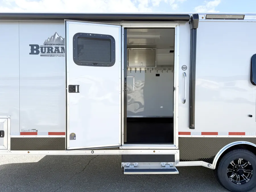 2026 Logan Coach Horse Power Burandt Edition | Photo 20 of 24