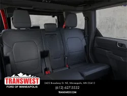 2025 Ford Bronco Badlands | Thumbnail Photo 11 of 25