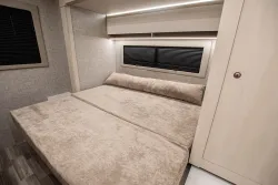 2026 Tiffin Wayfarer 25XPW | Thumbnail Photo 16 of 17