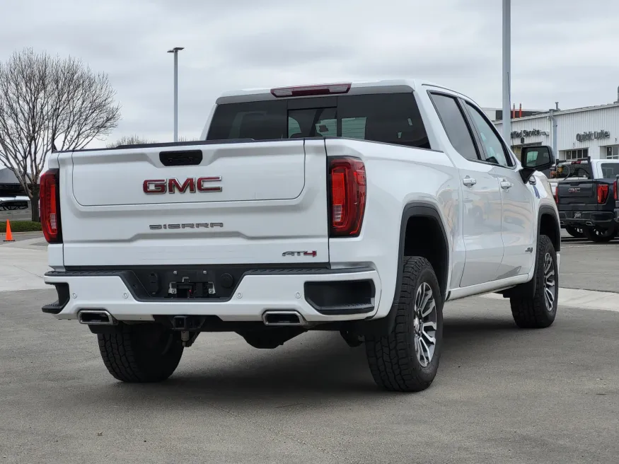 2021 GMC Sierra 1500 AT4 | Photo 6 of 24