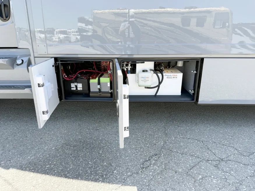 2026 Renegade Verona 36VSB | Photo 29 of 28