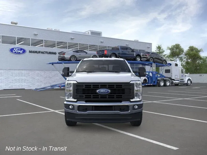 2026 Ford Super Duty F-350 | Photo 6 of 22