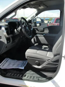 2023 Ford Super Duty F-450 XL | Thumbnail Photo 21 of 26