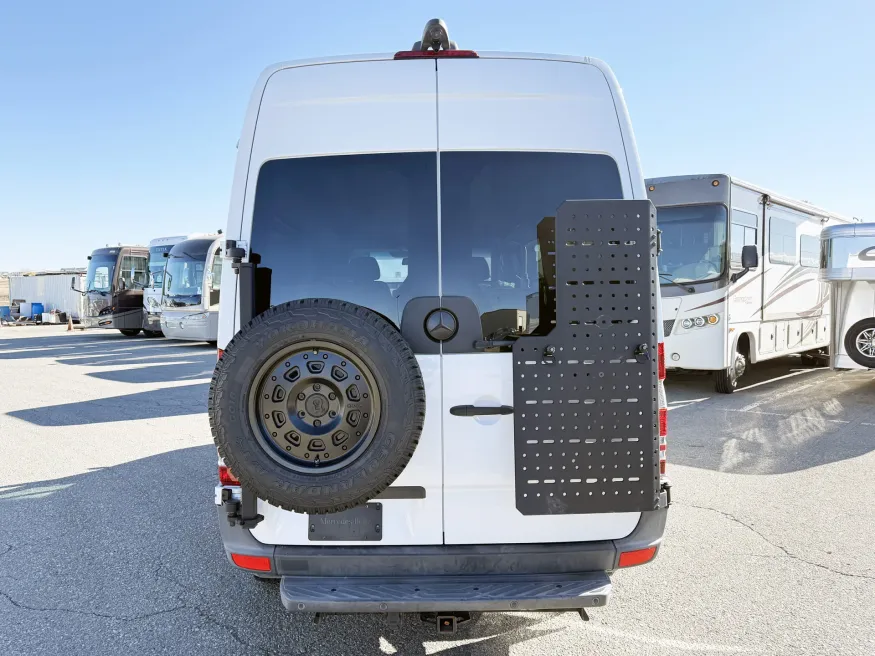 2017 Mercedes Benz Sportsmobile | Photo 11 of 17