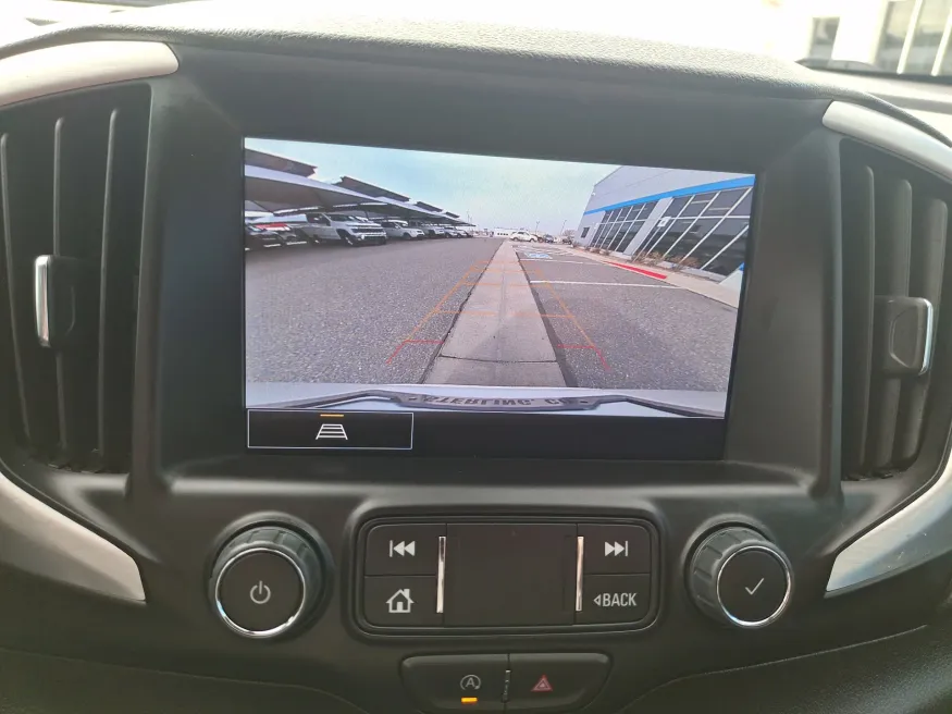 2024 GMC Terrain SLT | Photo 15 of 21