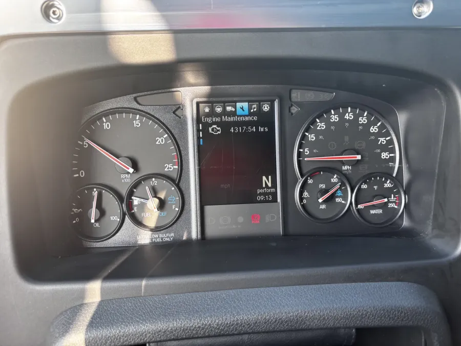 2022 Western Star 49X | Photo 11 of 18