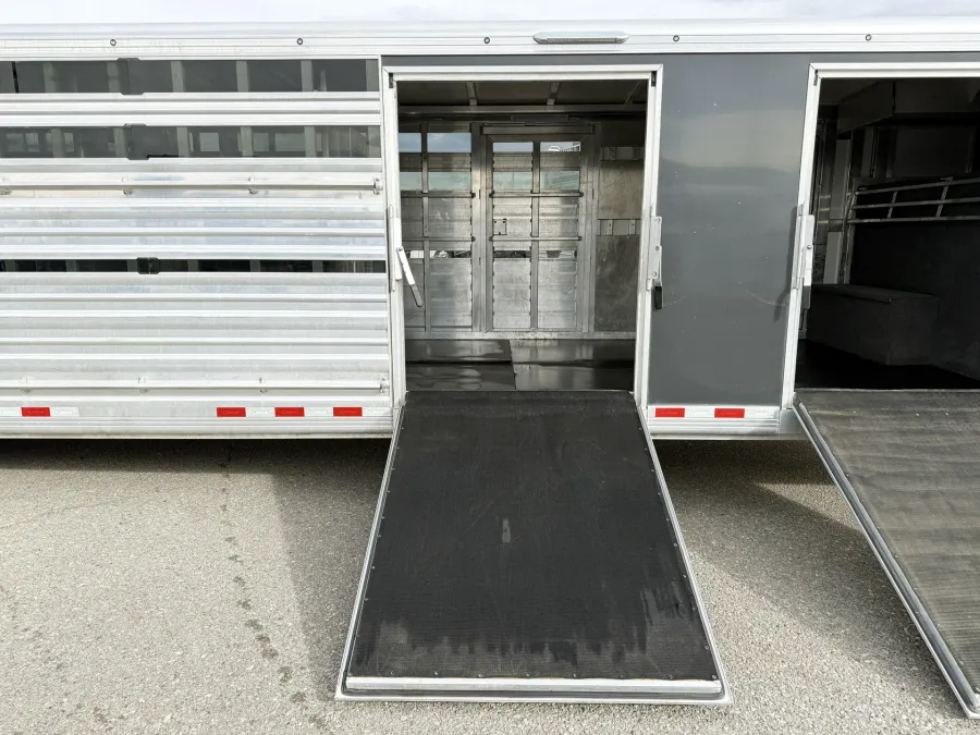 2018 Cimarron Stierwalt Signature Series Stock | Photo 6 of 23