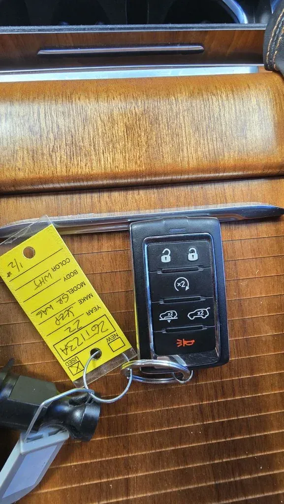 2022 Jeep Grand Wagoneer | Photo 31 of 45