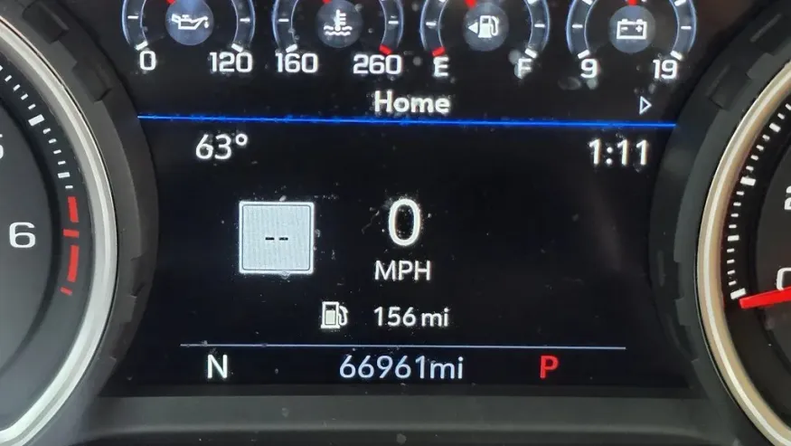 2021 Chevrolet Suburban | Photo 25 of 37