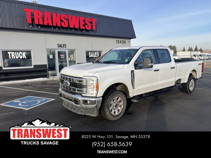 2024 Ford F250 | Photo 1 of 17